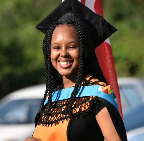 Former Isibaya actress bags a degree